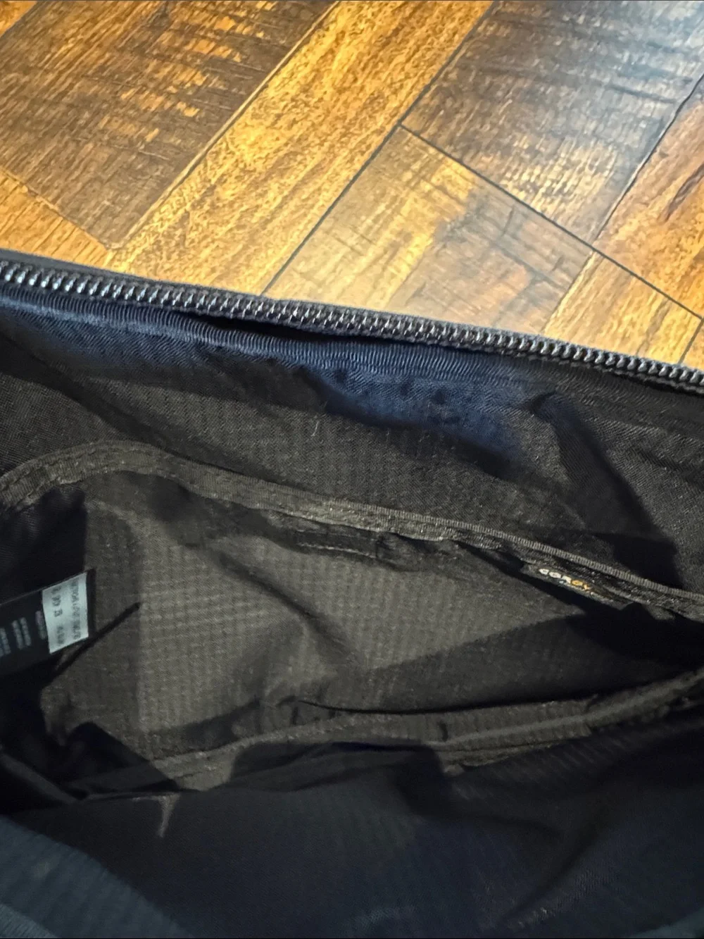 Gregory utility shoulder S